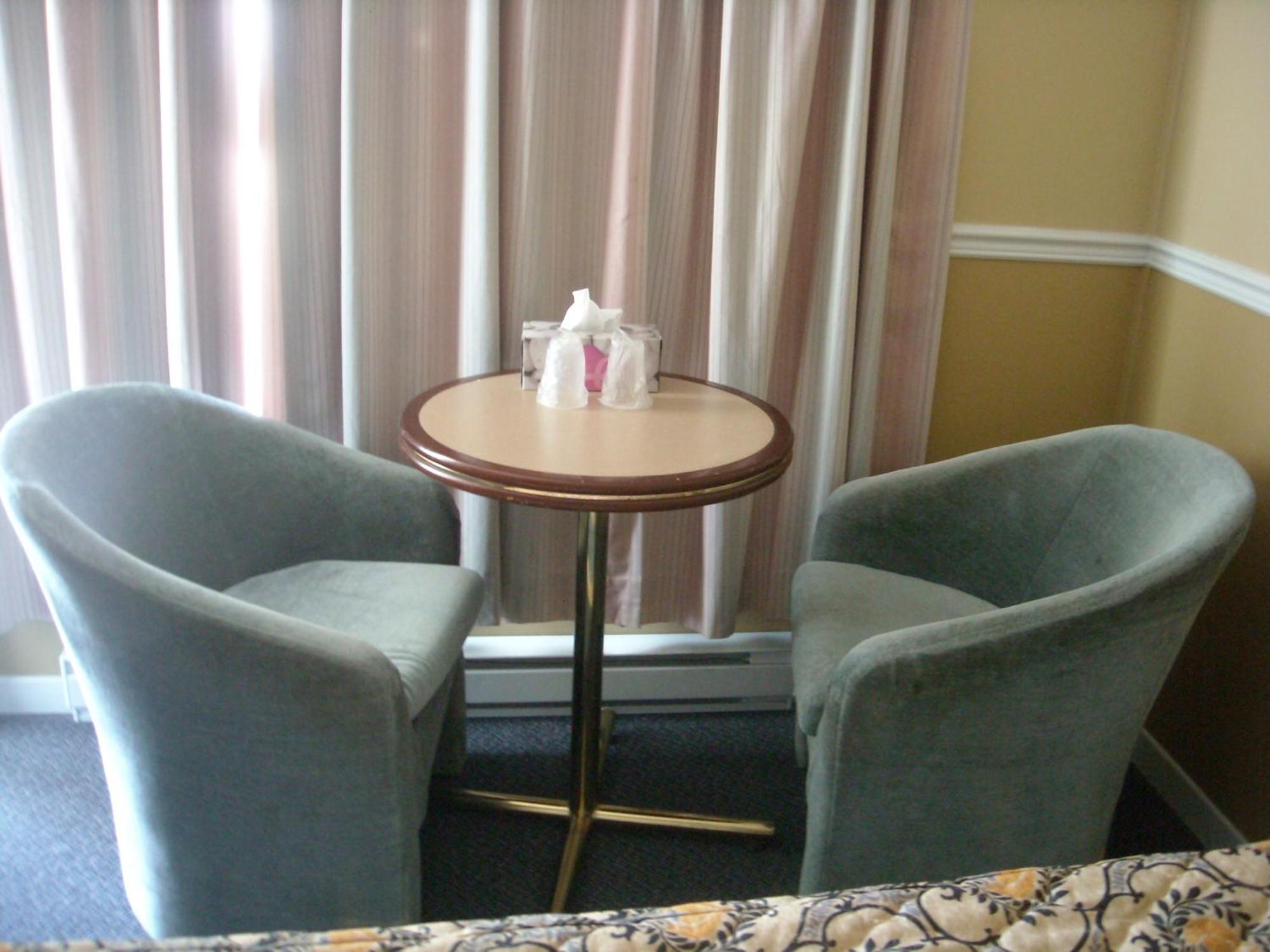 Motel Montreal Notre-Dame-de-l'Ile-Perrot Esterno foto