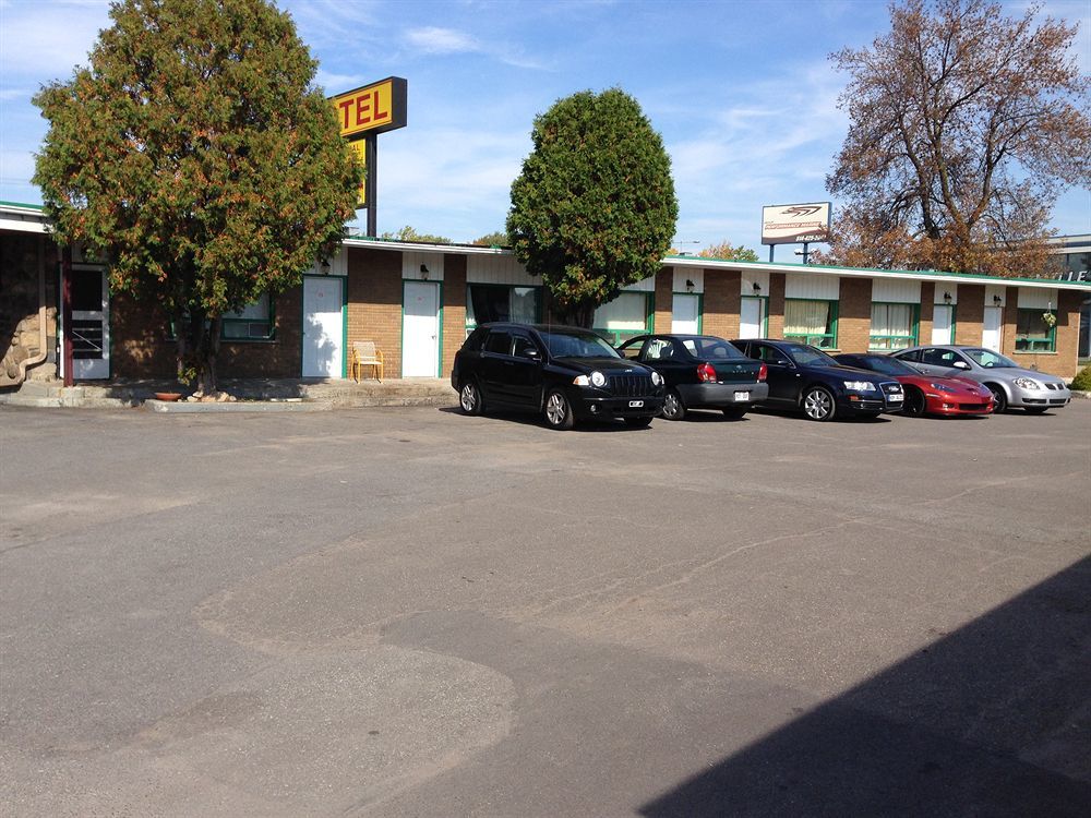 Motel Montreal Notre-Dame-de-l'Ile-Perrot Esterno foto